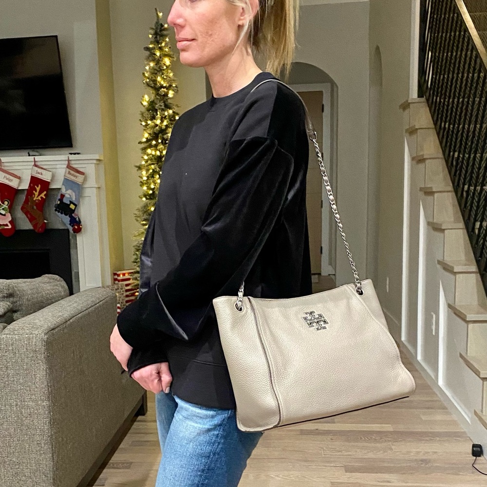 NWT and dust bag Tory Burch chain tote - Picture 5 of 10